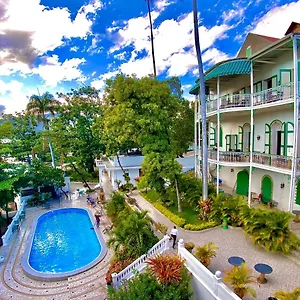 Hotel Manoir Adriana